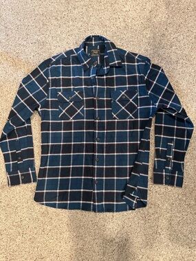 Men's Navy Plaid Long-Sleeve Button-Down Shirt
